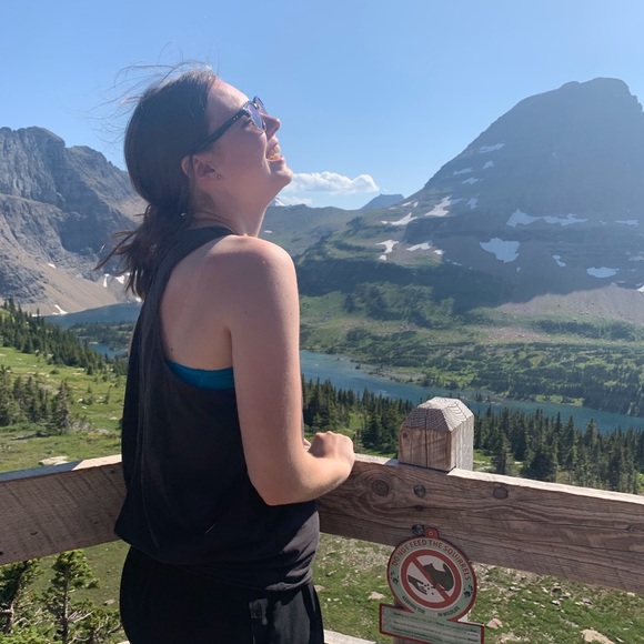 Meet your Posher, Chloe - Picture 1 of 1